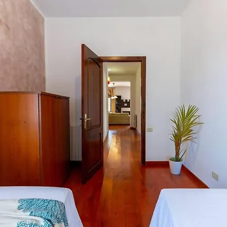 Confortevole, Wi-fi & Colazione Free Apartment Lanusei