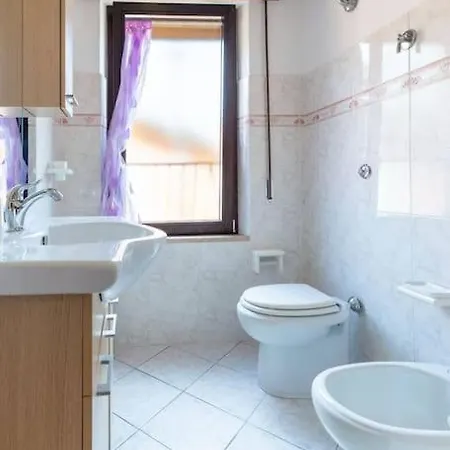 Apartment Confortevole, Wi-fi & Colazione Free *