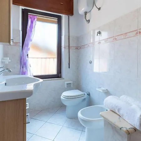 Apartment Confortevole, Wi-fi & Colazione Free Lanusei