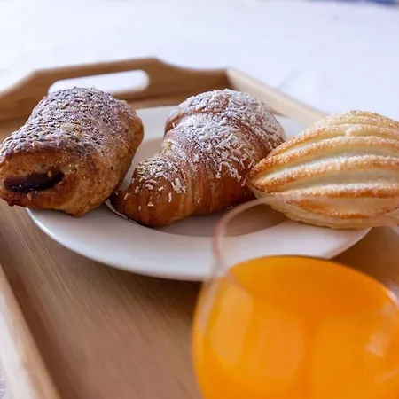 Confortevole, Wi-fi & Colazione Free Apartment Lanusei