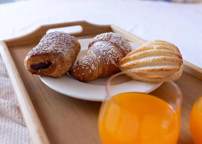 Confortevole, Wi-fi & Colazione Free Apartman Lanusei